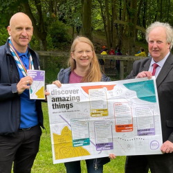 Cabinet Secretary launches new Youth Awards resource